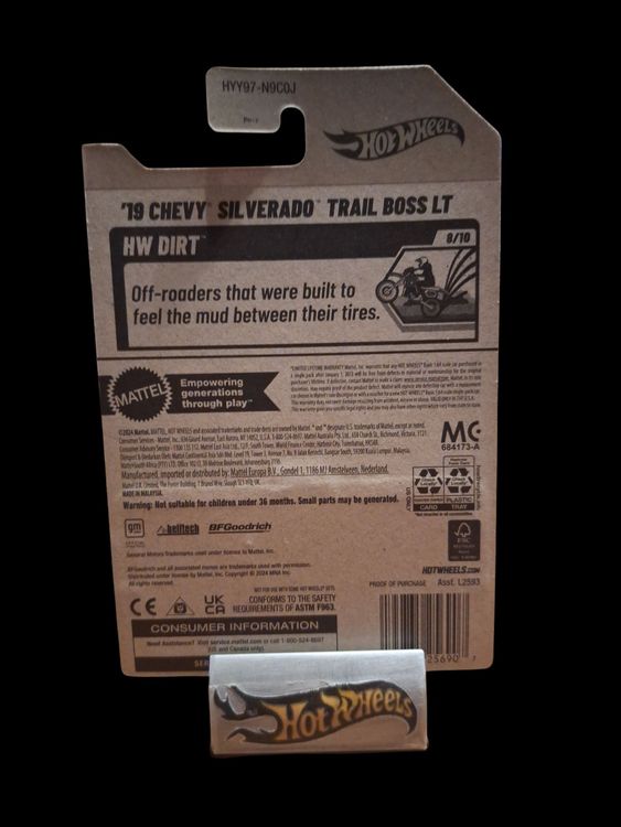 HW Dirt 2025 19 Chevy Silverado Trail Boss LT 8/10 L