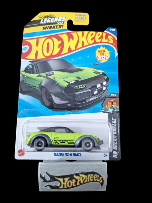 Hot Wheels HW Dream Garage 2025 Mazda MX-5 Miata 2/5 L