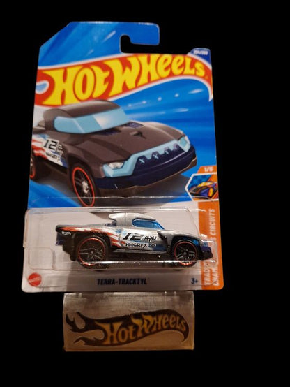 Hot Wheels HW Track Champs 2025 Terra-Tracktyl 1/5 L