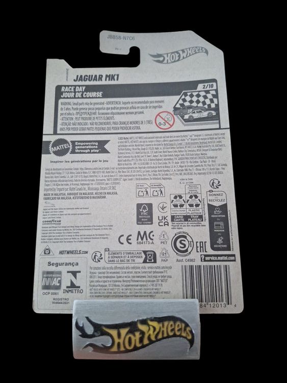 Hot Wheels HW Race Day 2025 Jaguar MK1 2/10 L