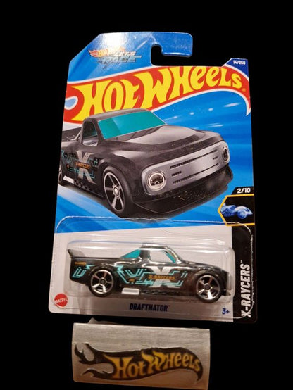 Hot Wheels X-Raycers 2025 Draftnator 2/10 L
