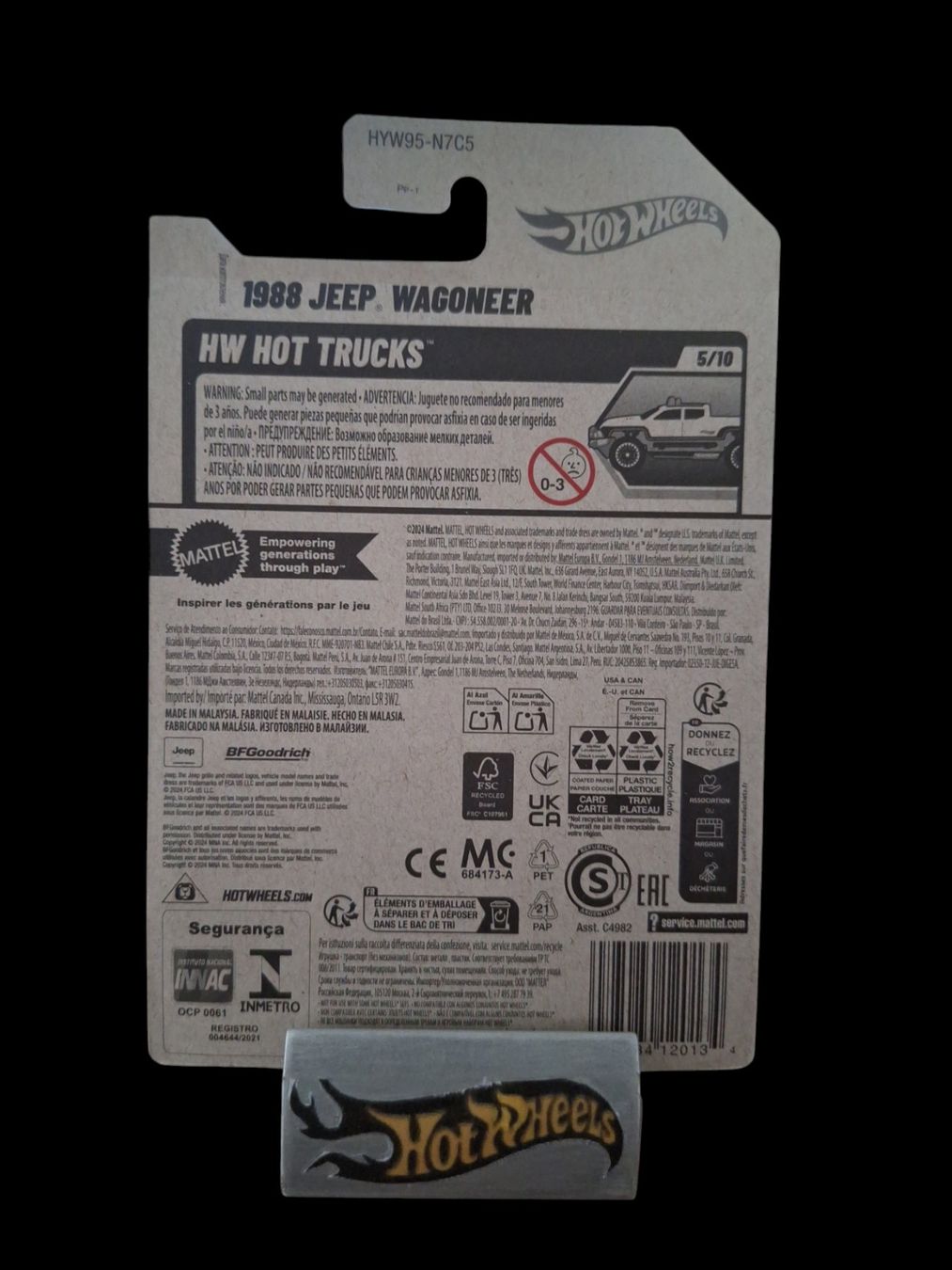 Hot Wheels HW Hot Trucks 2025 1988 Jeep Wagoneer 5/10 L