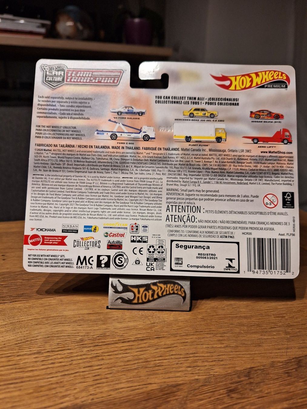 HW Premium Team Transport #40 Nissan Silvia (S15) Aero Lift