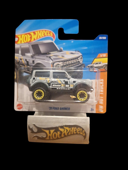 Hot Wheels HW Hot Trucks 2025 21 Ford Bronco 1/10 S