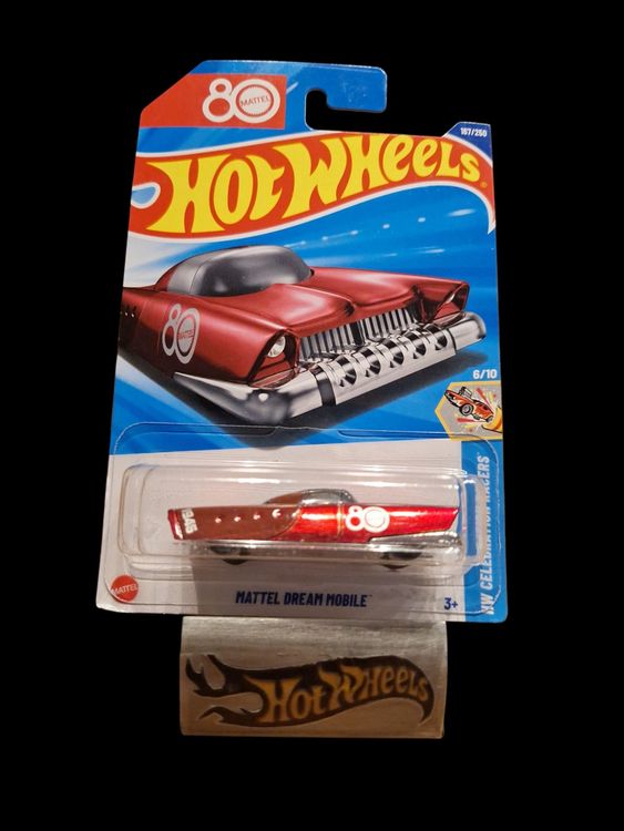 HW Celebration Racers 2025 Mattel Dream Mobile 6/10 L