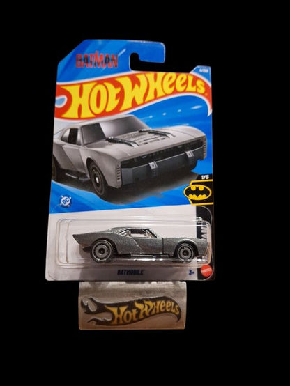 Hot Wheels Batman 2026 Batmobile 1/5 L