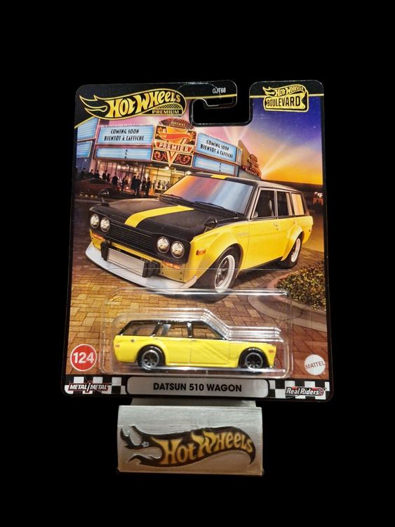Hot Wheels Premium Boulevard #124 Datsun 510 Wagon