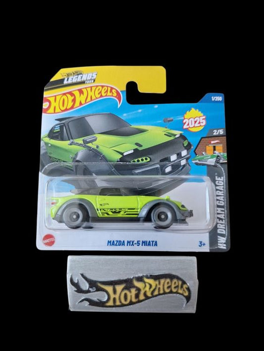 Hot Wheels HW Dream Garage 2025 Mazda MX-5 Miata 2/5 S