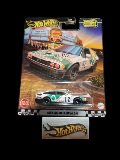 Hot Wheels Premium Boulevard #120 Alfa Romeo GTV6 3.0