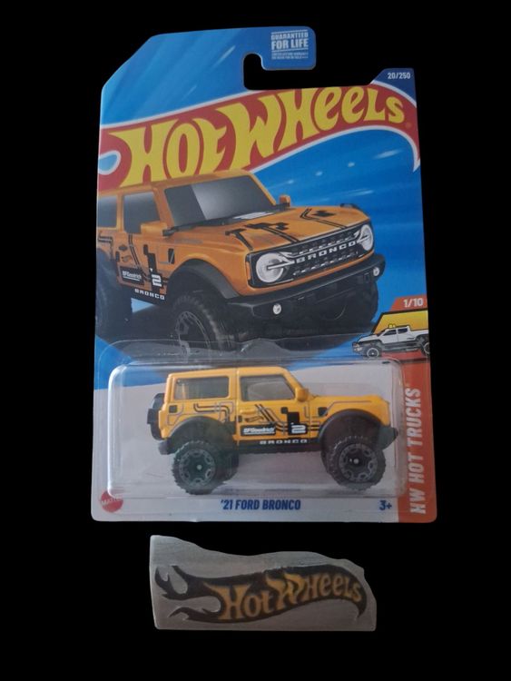 Hot Wheels HW Hot Trucks 2025 21 Ford Bronco 1/10 L