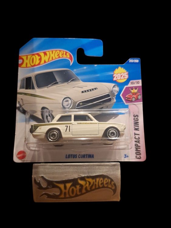 Hot Wheels Compact Kings 2025 Lotus Cortina 10/10 S
