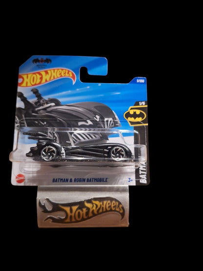 Hot Wheels Batman 2025 Batman & Robin Batmobile 1/5 S