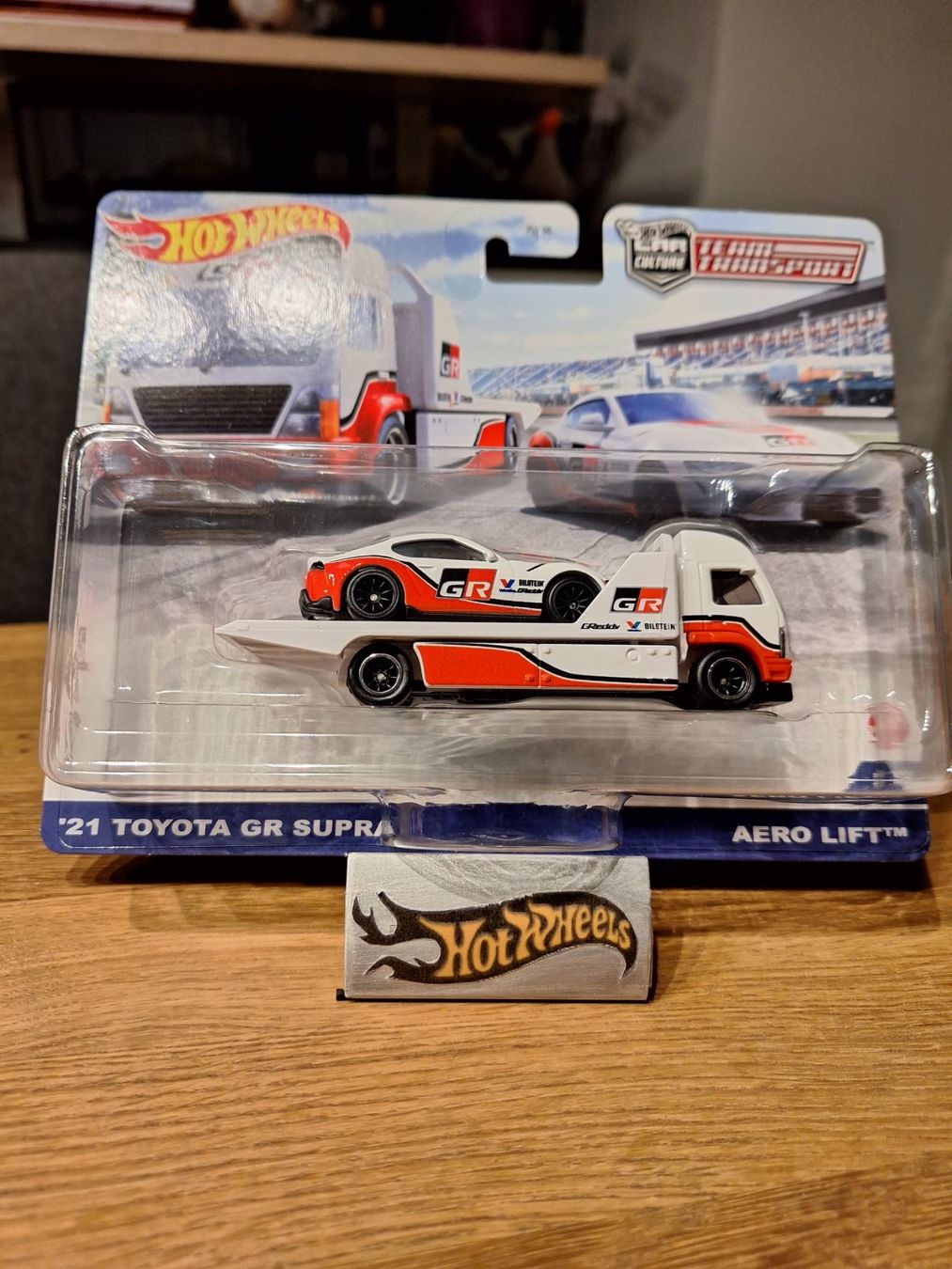 HW Premium Team Transport #37 21 Toyota GR Supra Aero Lift