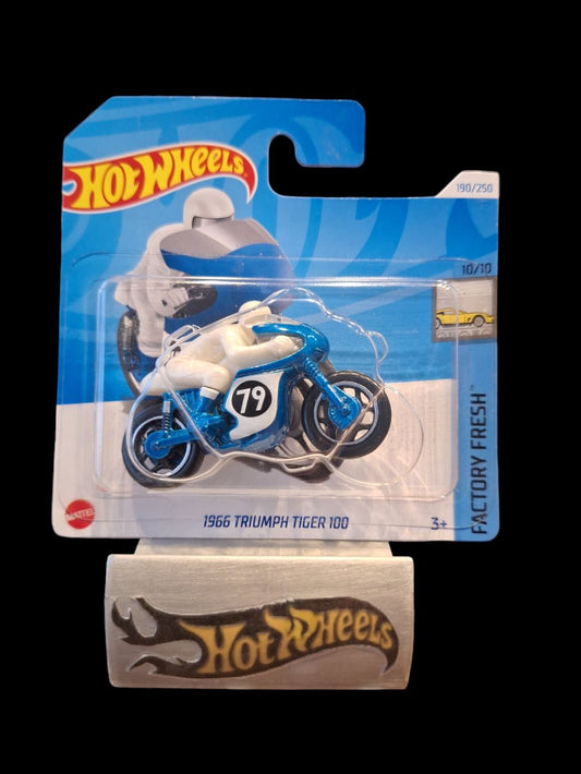 Hot Wheels Factory Fresh 2024 1966 Triumph Tiger 100 10/10 S