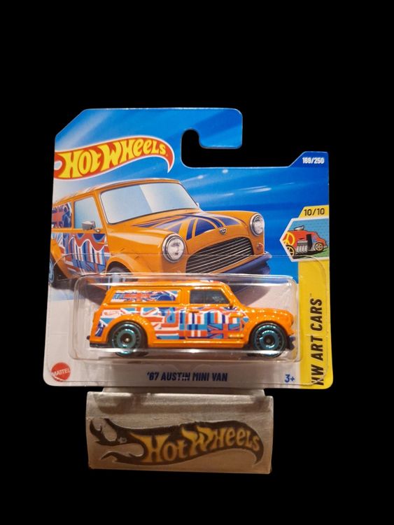 Hot Wheels HW Art Cars 2025 67 Austin Mini Van 10/10 S