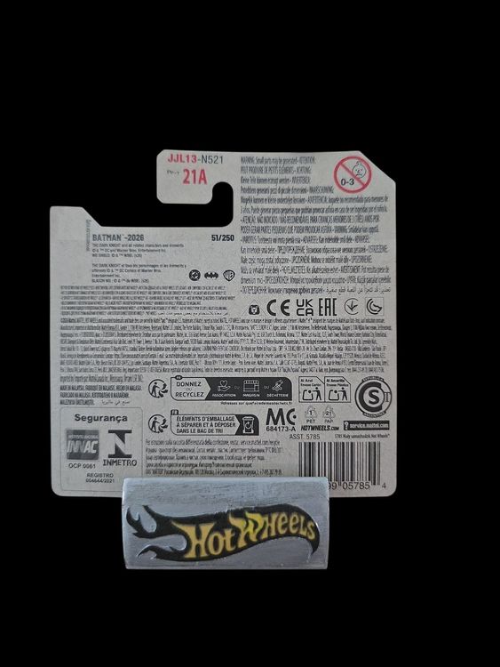 Hot Wheels Batman 2026 The Dark Knight Batmobile 2/5 S