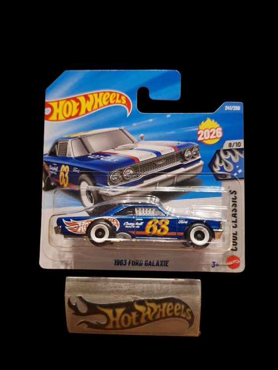 Hot Wheels Cool Classics 2026 1963 Ford Galaxie 8/10 S