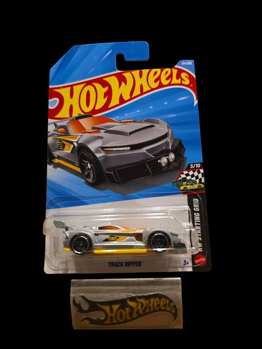 Hot Wheels HW Starting Grid 2026 Track Ripper 3/10 L