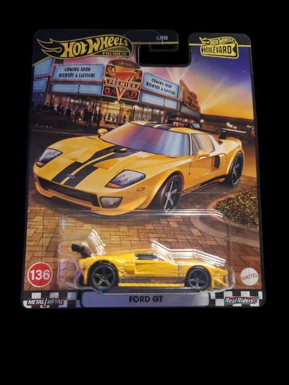 HW Premium Boulevard #136 17 Ford GT