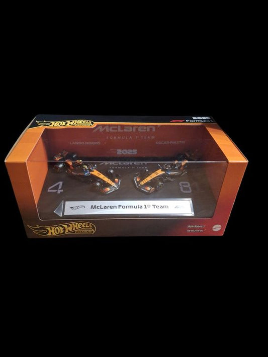 HW Premium Formula 1 2025 McLaren Formula 1 Team Diarama